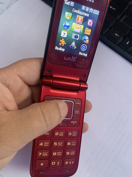 Продам ретро телефон самсунг GT-E2530