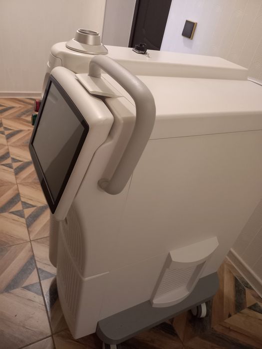 Продам Фракционный лазер СО 2