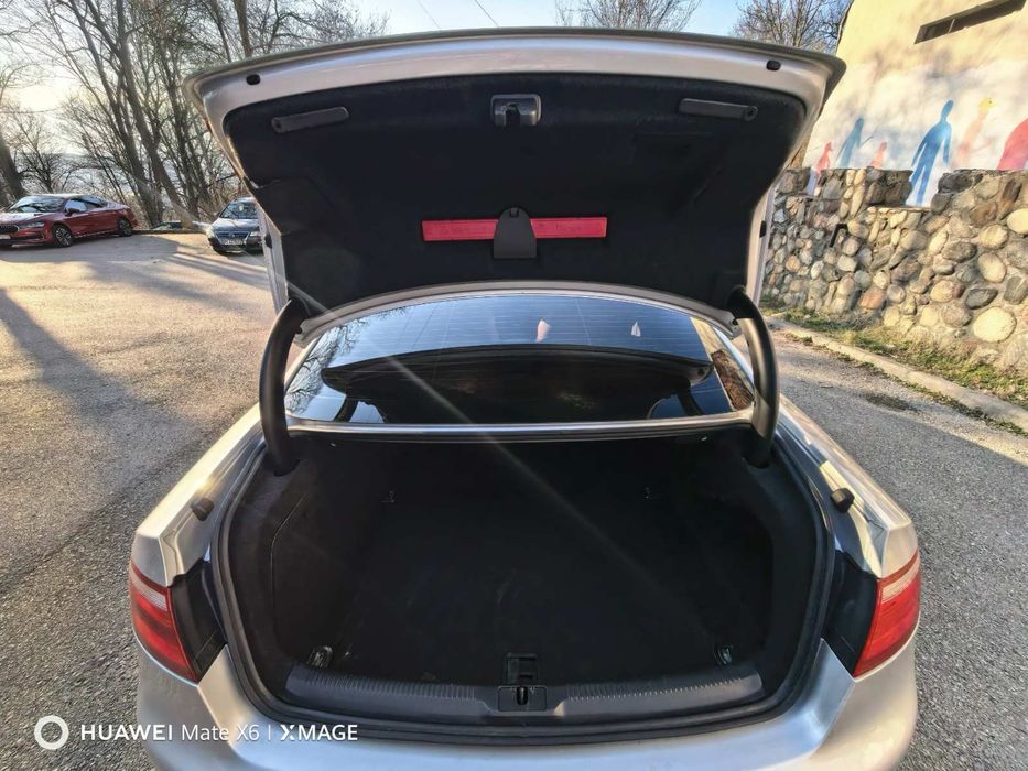 8700 € Audi A5  2. 7 TDI S Line 300 +