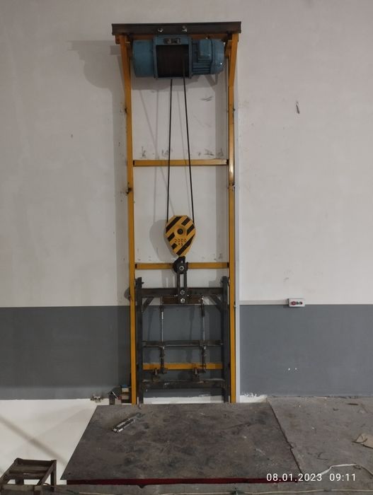 Lift gruzovoy, подъемник грузовой, podyomnik