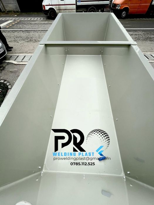 Cuve piscicole ,hidrobioane transport pește viu