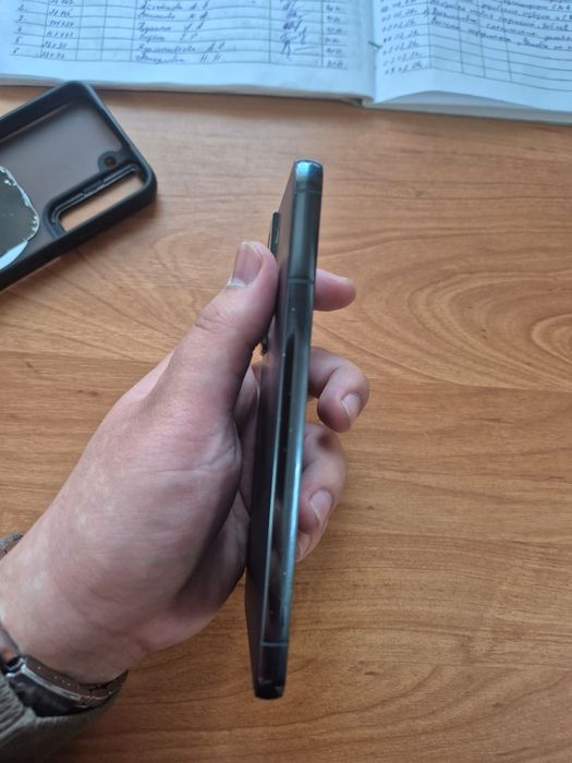 Продам самсунг с 22