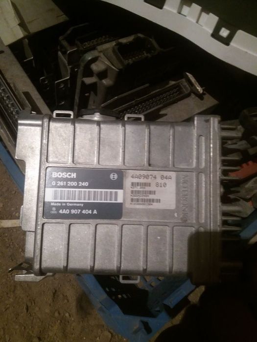 На Ауди 100с4 а6С4