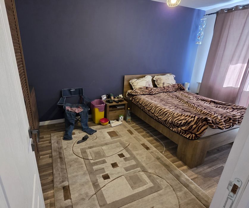 Vand apartament cu 2 camere