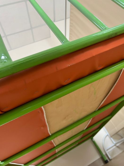 Кровать для пациентов.