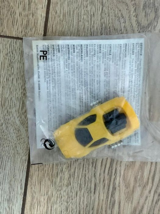 Машинка марки Hotwheels McDonald's