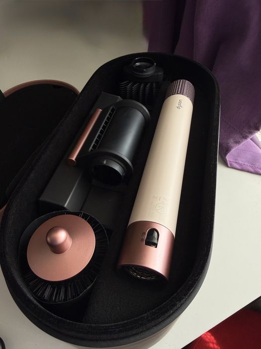 Aparatul de coafat și uscătorul Dyson Airwrap i.d. Ceramic Pink /Rose Gold