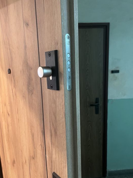 Входна врата Porta 85/200cm