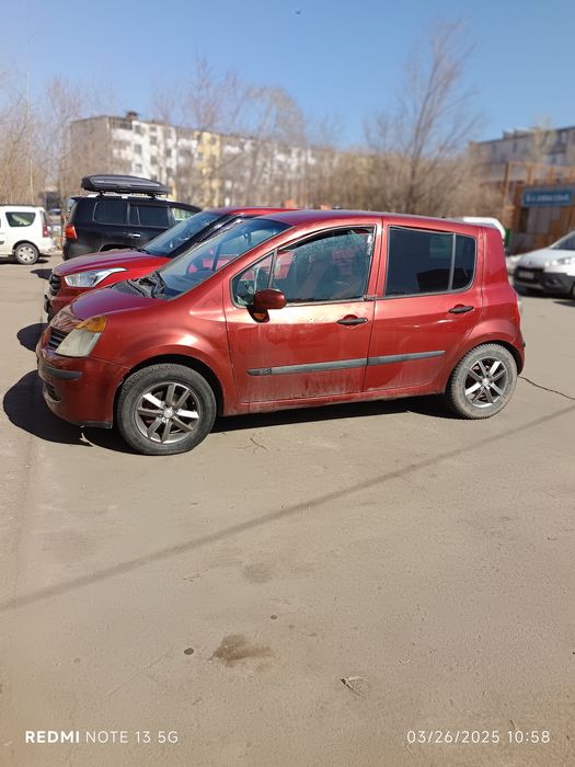Продам Рено Модус 2005  Рассрочка