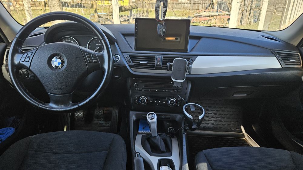 BMW X1 2010 — imagine 3