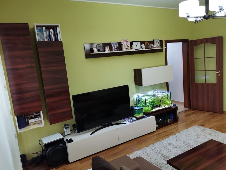 Proprietar inchiriez apartamant 2 camere in Cartierul Latin