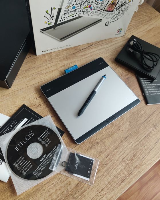 Tableta grafica Wacom Intuos