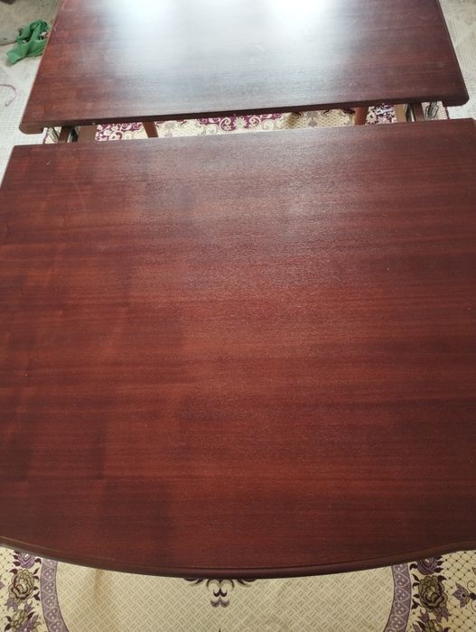 Продам стол дуб в отличном состоянии