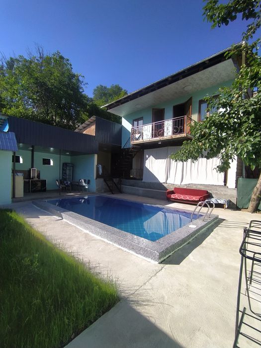 Dacha ugam oila  va ulfatlar uchun ichkiliksiz