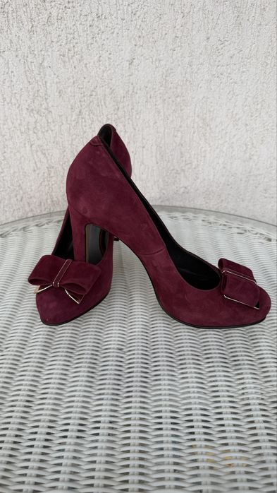 Pantofi,grena, piele intoarsa! Marimea 40!