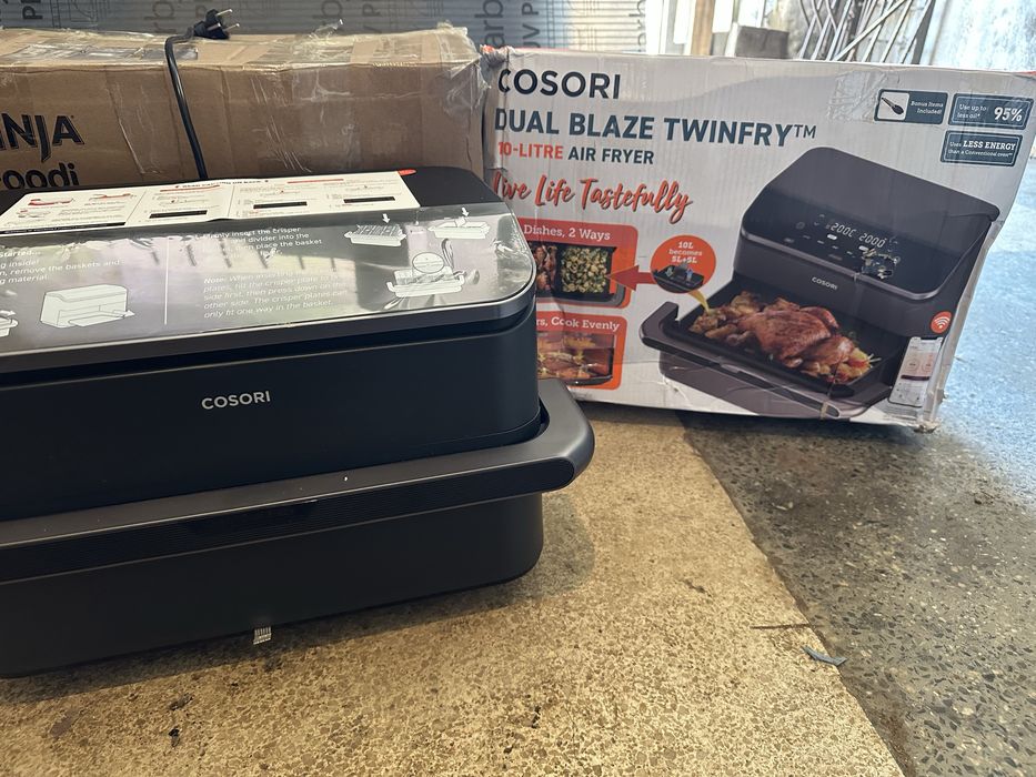 Фритюрник COSORI 10L, 2800W, 6 функции за готвене, черен (Airfryer)