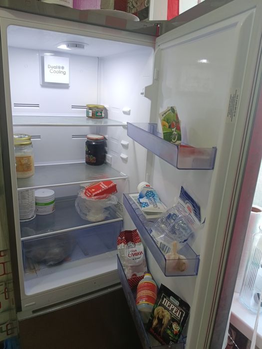 Срочно продается холодильник в отличном состоянии