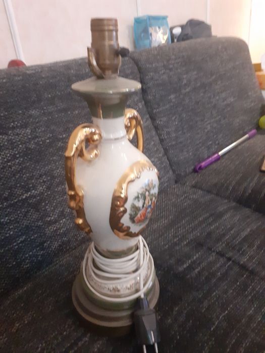 Veioza portelan veche