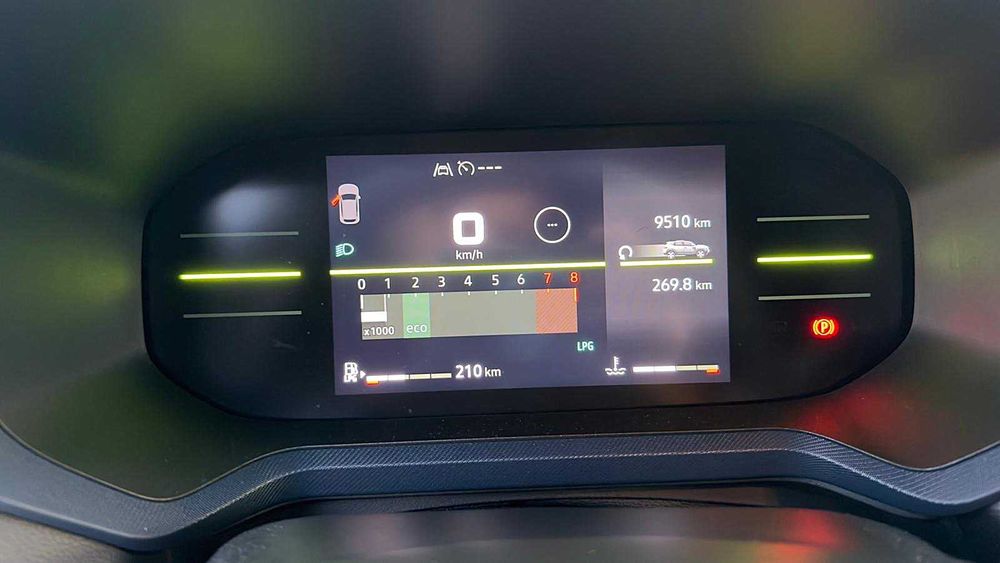 Dacia Duster, an 2025, Benzina+ GPL, Primul proprietar, 3 ani garantie