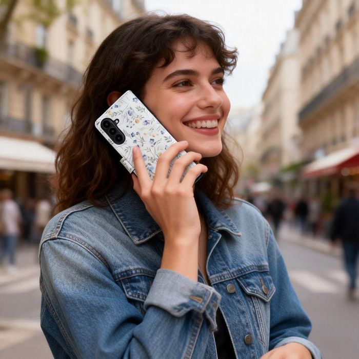 Tech-protect wallet spring flowers – елегантност и пълна защита за sam