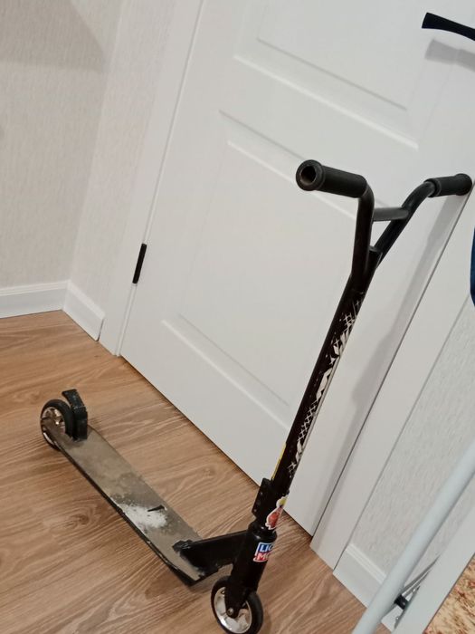 Трюковой самокат