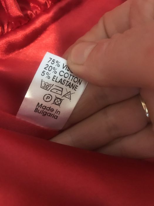 Разкошни рокли Nicole colection