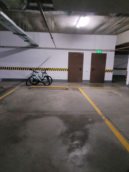 Продам паркинг около Мега Силквей