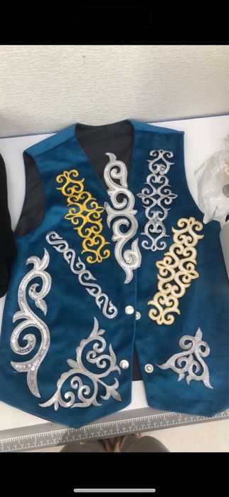 Национальные жилетки