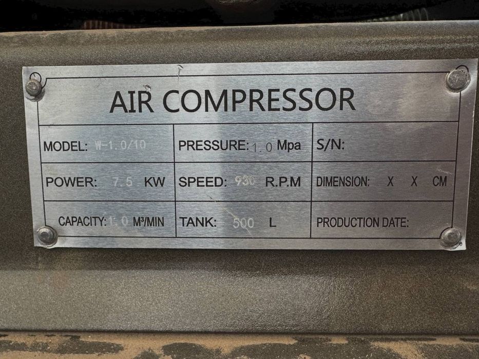 Kompressor sotiladi. Yangi.