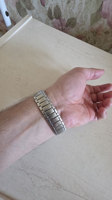 Супер тонкие часы в мире от "EDOX"