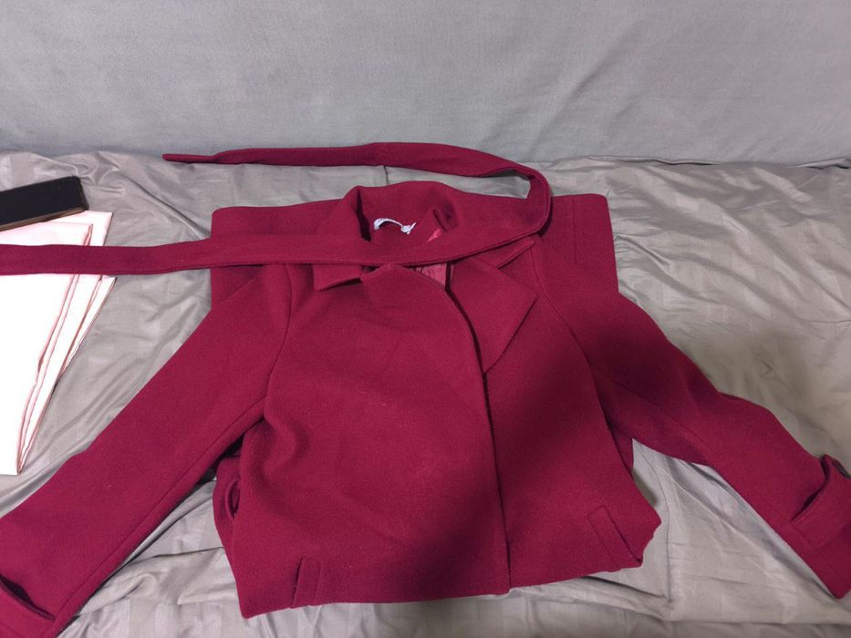 Б/У Пальто женское бордовое