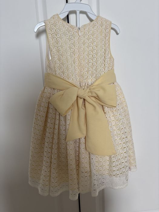 Продам платье на девочку