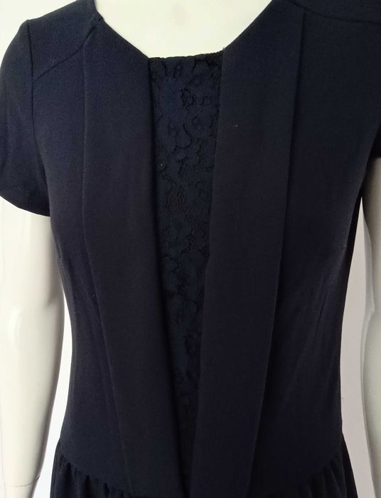 Rochie nouă Victoria Beckham