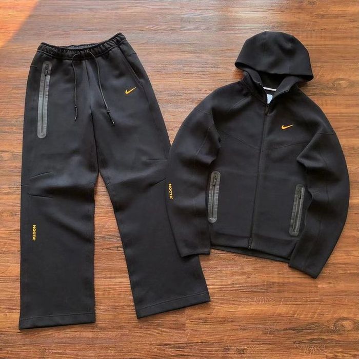 продам Nike Noctaчерный