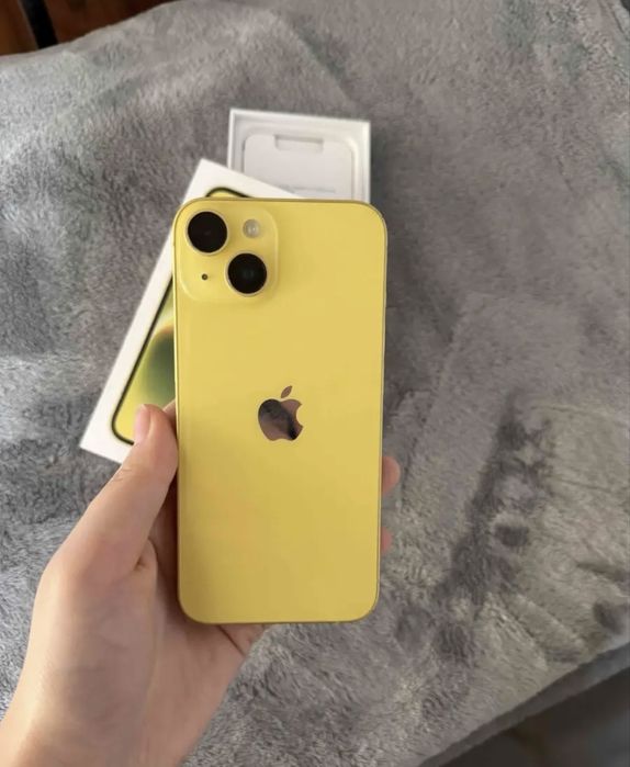 Iphone 14 желтый