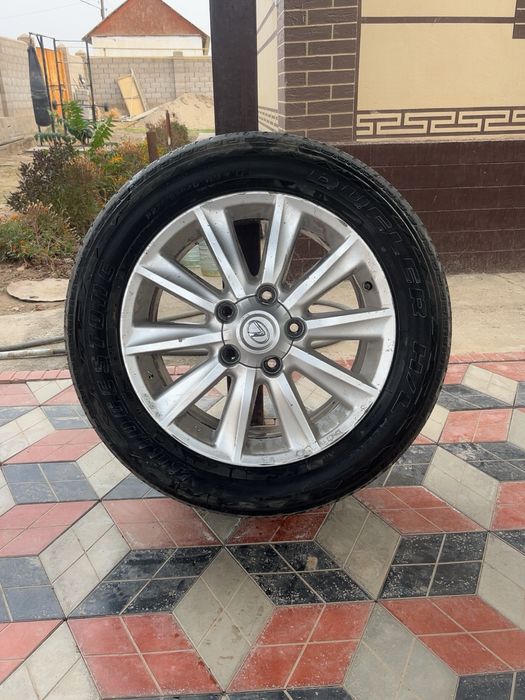 Продаёться диски с балонами от Lx570 4 шт