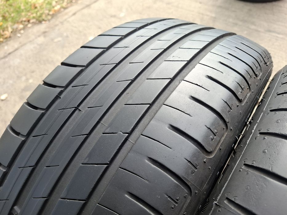 2бр. 215/55/17 Goodyear Efficient Grip Performance