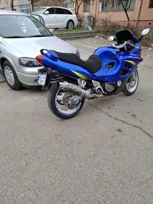Vând Suzuki gsx600f
