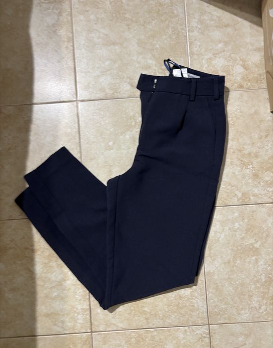 Дамски официален костюм