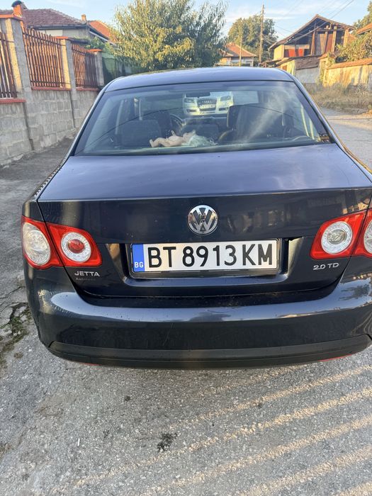 VW Jetta 2.0 TDI 140кс
