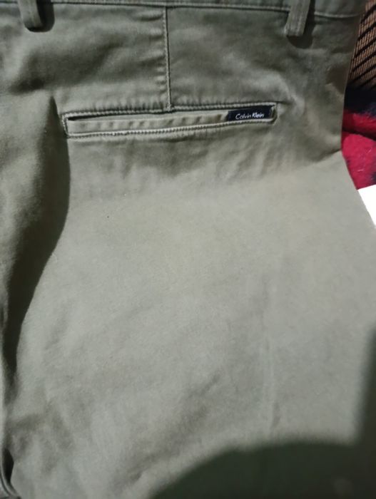 Chino Calvin Klein ,mărimea 46