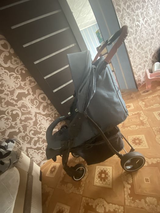 Продам коляску