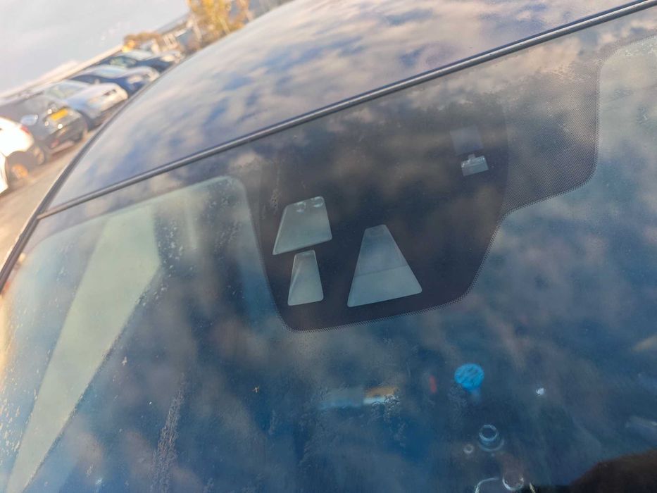 На части Mazda 3 Мазда 1.5d кожа дистроник мъртва зона хедъп ръчка 663