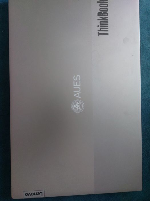 Ноутбук сатылады