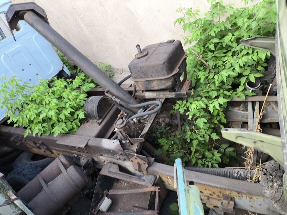 Продам запчасти на КамАЗ 5511