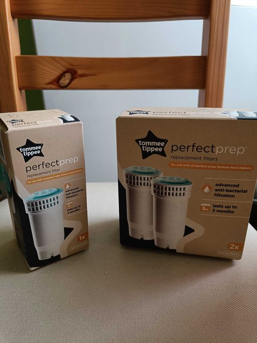 Машина за приготвяне на адаптирано мляко Tommee Tippee – Perfect Prep Pro, черна