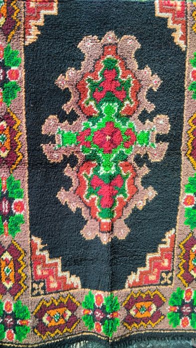 Продавам китеници