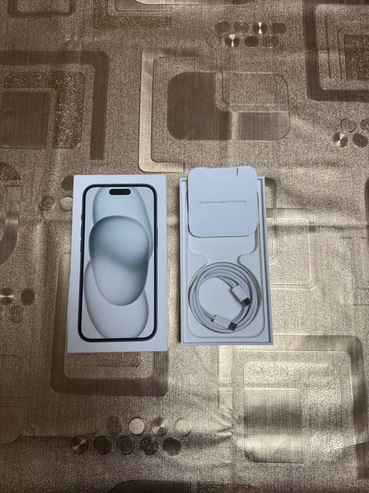 Кутии и аксесоари за Iphone 14,15,16 - черни
