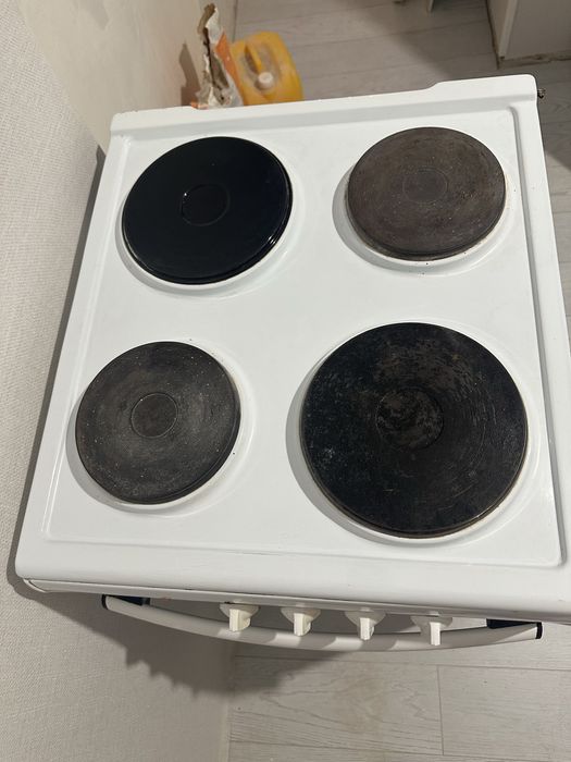 Продается кухонная плита б/у