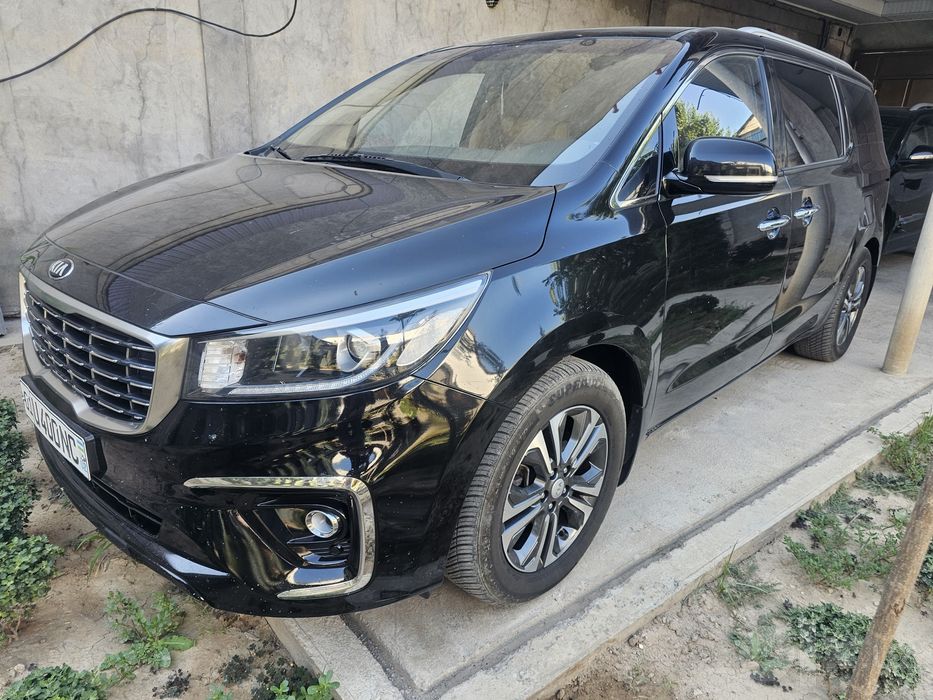 KIA CARNIVAL 2.2 DIZEL. 9 местный 2019 год. Киа карнивал солярка